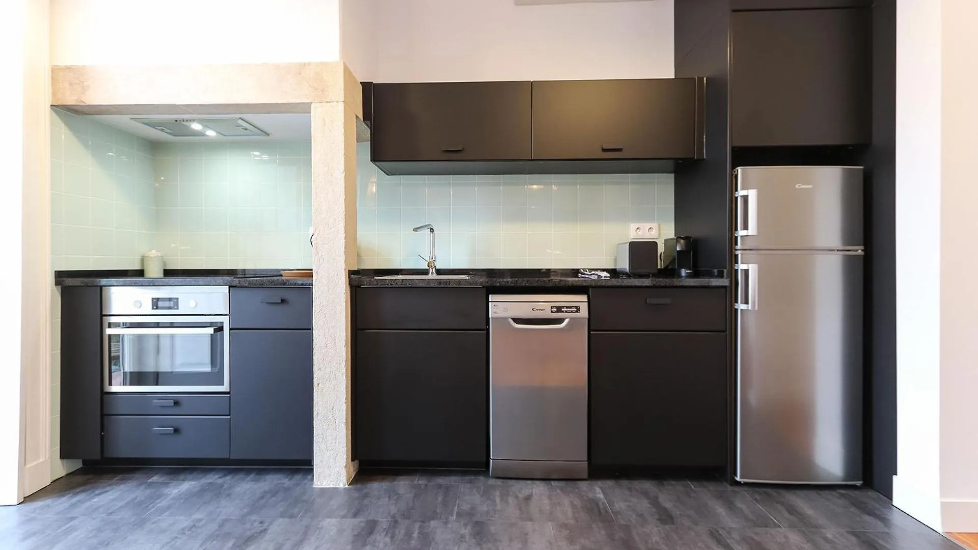 Luxury Olipi Apartments Lisboa 0*,  البرتغال